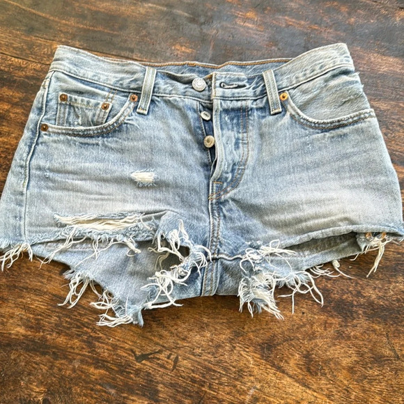 Levi's Pants - Vintage 501 denim cut off shorts size xs 25